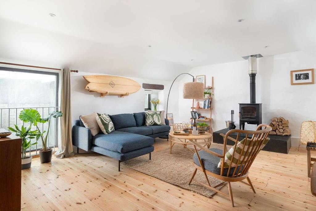Porthcurno Barns, The Cart Lodge - Cosy Cottage, Walk To Porthcurno Beach, Pedn Vouder & Minack Theatre Penzance Eksteriør billede