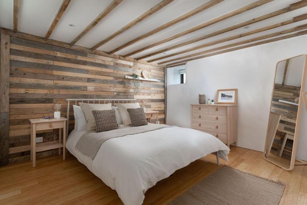 Porthcurno Barns, The Cart Lodge - Cosy Cottage, Walk To Porthcurno Beach, Pedn Vouder & Minack Theatre Penzance Eksteriør billede