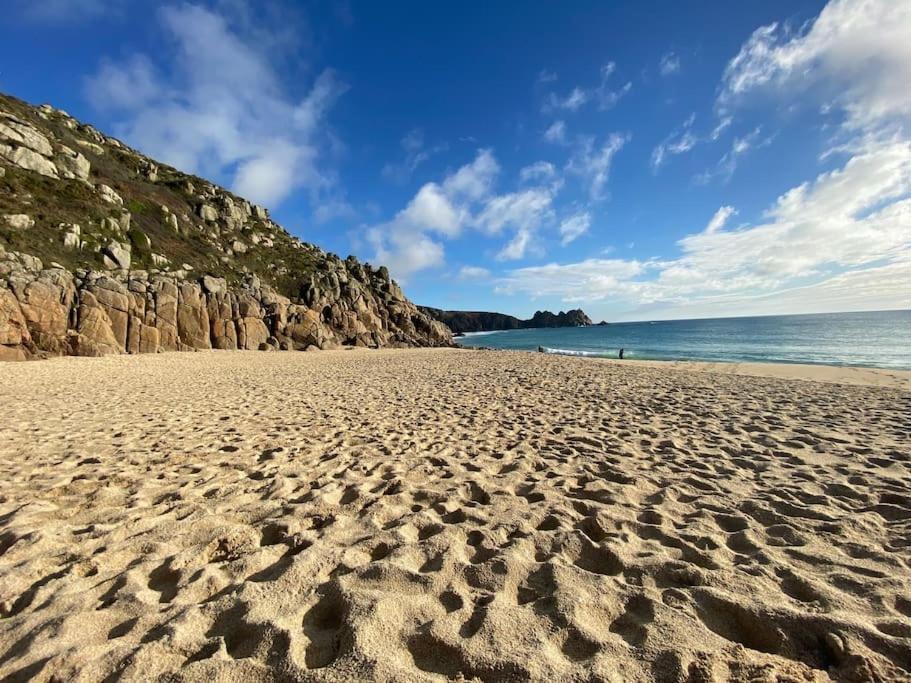 Porthcurno Barns, The Cart Lodge - Cosy Cottage, Walk To Porthcurno Beach, Pedn Vouder & Minack Theatre Penzance Eksteriør billede